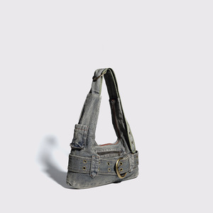 Sac à bandoulière vintage grunge en jean délavé gris, avec boucle, pour usage quotidien - Product Image 2
