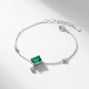 Bracelet tennis de luxe en argent sterling 925 plaqué rhodium avec émeraudes de laboratoire, multi-styles, ovales, rondes, taille émeraude, ajustable - Product Image 4