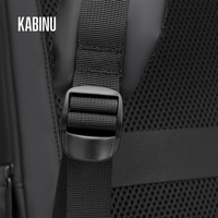 Sac à dos pour ordinateur portable en polyester anti-rayures, personnalisé, avec panneau dorsal en maille respirante et plusieurs compartiments intérieurs, idéal pour le bureau et les voyages