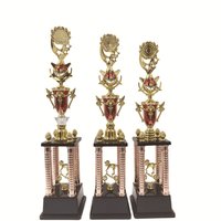 Trophées en plastique personnalisés économiques en gros pour les champions de boxe, d'arts martiaux et de sports