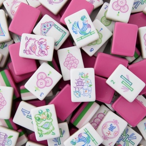 NUEVO Juego <span class=keywords><strong>de</strong></span> Mahjong Americano Moderno <span class=keywords><strong>de</strong></span> 4 Capas <span class=keywords><strong>de</strong></span> Acrílico, 160 Fichas, Diseño Floral Pastel con Estampado <span class=keywords><strong>de</strong></span> León, Plegable y Resistente, para Fiestas en Casa - Product Image 3