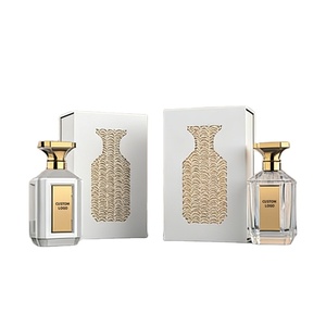 <span class=keywords><strong>Eau</strong></span> <span class=keywords><strong>de</strong></span> <span class=keywords><strong>Toilette</strong></span> 100 ml EDT Format Standard Luxe Frais Boisé Floral en Spray pour Homme Longue Durée Coffret Cadeau OEM ODM Vente en Gros - Product Image 5
