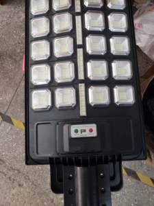 Lampadaire à induction <span class=keywords><strong>solaire</strong></span> 50w 600w de qualité supérieure avec panneau <span class=keywords><strong>solaire</strong></span> pv - Product Image 5