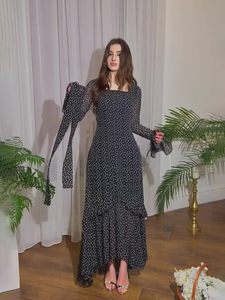 Robes longues décontractées et élégantes pour femmes, à col <span class=keywords><strong>carré</strong></span>, à pois, fluide, à manches longues cloche, à volants étagés, à ourlet asymétrique, pour la plage et les vacances - Product Image 5