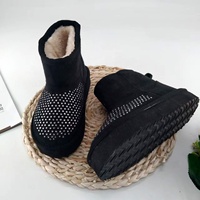 Bottes de neige imperméables mode haute qualité bottes pour femmes plate-forme épaisse maison pour fille adulte chaussures d'hiver pour femmes en peluche TPR