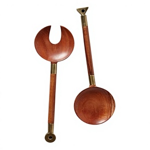 Ensemble de 2 Cuillères à Salade en Bois d'Acacia Écologique Marron Foncé 2026, Résistant au Lave-Vaisselle, au Micro-ondes et au Four, Accessoires de Cuisine Star - Product Image 6
