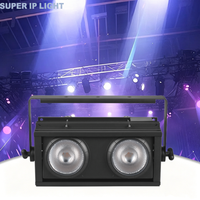 Projecteur LED IP66 étanche 2 yeux 2x300W RGBA+WW 5-en-1 avec effet CTO tungstène linéaire pour événements extérieurs, concerts et scènes (Blinder)