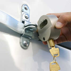 טריון פלדה אבטחה גבוהה טריון puck padlock עגול הוקי מנעול עבור מנעול משאית הוקי מנעול ביטחון גבוה - Product Image 3