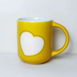 Mug en céramique personnalisé, design cœur jaune, tasse individuelle, cadeau d'affaires avec poignée, origine Zibo, numéro de pièce 7111 - Product Image 4