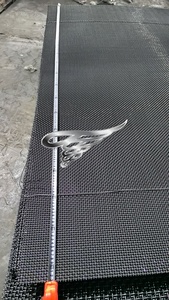 <span class=keywords><strong>Rete</strong></span> Vibrante in Acciaio 65Mn ad Alta Resistenza e Anti-Usura, Maglia Liscia Ondulata per Vagliatura Minerale Ferroso, Saldatura e Taglio - Product Image 4