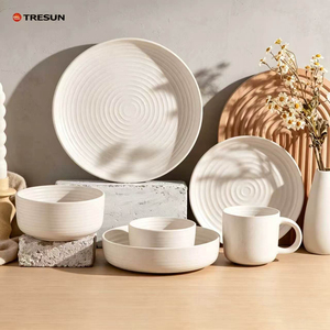 Juego de vajilla de cerámica de lujo de 16 piezas de la mejor calidad, juego de vajilla redondo estilo Dubái con taza - Product Image 2
