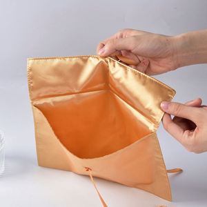 Bolsas de Embalaje de Seda Satinada Personalizadas para Regalos Promocionales - Product Image 3