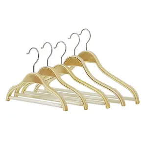 High quality fashion thin Anti-slip Shoulder Design hangers non slip laminated wooden hanger laminated hangers