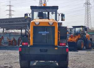 Machines de terrassement LONKING Mini chargeuse sur pneus de 5 tonnes CDM853H avec godet de 2,7 m3 - Product Image 5