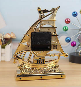 Decoración de lujo, piezas de decoración para el hogar, juego de estatua de ciervo decorativa con reloj de mesa de escritorio - Product Image 5