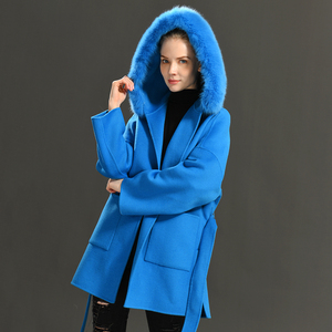 Cappotto in Lana Ecologico di Tendenza per Donna, Lussuoso Cappotto Oversize in Cashmere <span class=keywords><strong>con</strong></span> Collo in Vera <span class=keywords><strong>Pelliccia</strong></span> di Volpe e <span class=keywords><strong>Cappuccio</strong></span> - Product Image 6