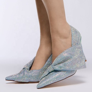Escarpins sexy pour femmes à bout pointu, ornés de strass et de diamants, talons hauts, sandales à talon aiguille avec grand nœud - Product Image 1
