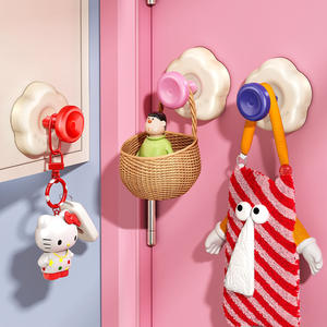 Gancho de succión para pescado Heaven And Earth, 1 unidad, gancho moderno extraíble para toallas de baño, para uso doméstico - Product Image 1