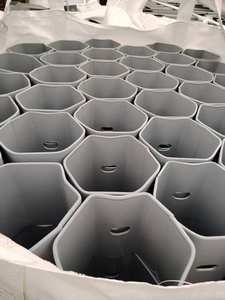 Bloque Separador Galvanizado para Barandas de Carretera, Fabricado en China, Fácil de Montar, Bloque de Seguridad Vial, Bloque Separador de Tres Ondas - Product Image 3