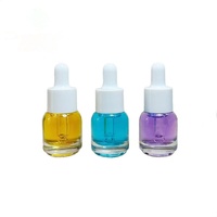 Vente en gros de flacons compte-gouttes plats en verre de 5 ml pour voyage, avec bouchon compte-gouttes blanc, pour huiles essentielles, sérums, emballages cosmétiques, vides, en stock