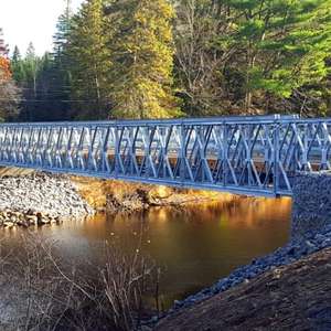 Modern gestaltete Bailey Bridge-Stahl konstruktion im Freien - Product Image 5