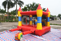 Bon marché commerciale gonflable d'enfants de videur d'intérieur gonflable sautant château gonflable avec toboggan pour la fête