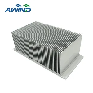 Dissipateurs thermiques à ailettes de manchon de dissipateur thermique en cuivre ou en aluminium à haute densité pour dissipateur de chaleur haute puissance à profil en aluminium led