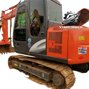 Mini-excavatrice Hitachi ZX70 d'occasion, marque japonaise d'origine, 7 tonnes, sur chenilles en caoutchouc, avec moteur Yanmar et groupe motopropulseur. - Product Image 1