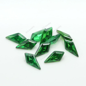 Bán Sỉ Đá Quý Đá <span class=keywords><strong>CZ</strong></span> Tổng Hợp Màu Xanh Lá Cây Đá Quý Đá Khối Lập Phương Hình Diều Màu Ngọc Lục Bảo Lỏng Lẻo Cho Trang Sức - Product Image 4