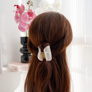 Pince à cheveux tendance en acétate/acrylique avec strass, motif coquillage nacré, pince à mâchoires unisexe, accessoire capillaire lisse marbré personnalisable - Product Image 6