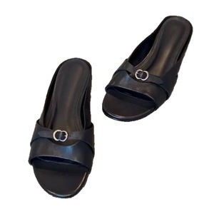 Summer Unique Design Round Toe One Strap <b>Flat</b> Slippers For Women Metal Buckle Decor Open Toe Casual Outdoor Slides - Product Image 5