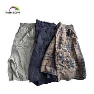 Pantaloni corti da uomo usati di alta qualità di <span class=keywords><strong>seconda</strong></span> mano misti <span class=keywords><strong>2</strong></span> ° pantaloncini Cargo alla rinfusa per balle di abbigliamento Ukay Ukay - Product Image 2