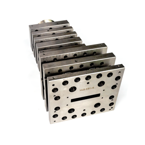 قالب خشب ثلاثي الأبعاد منقوش من الخشب wpc قالب للتزيين الخارجي - Product Image 2