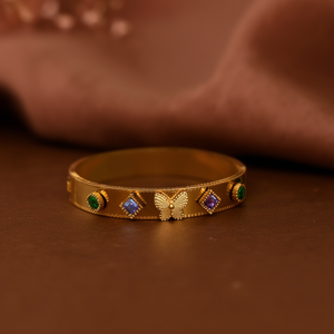 Brazalete Moderno y Elegante de Acero Inoxidable 316L con Baño de Oro PVD, Piedras de Colores y Diseño de Mariposa, SmileJoyas BBBA-04248, Regalo Unisex - Product Image 3
