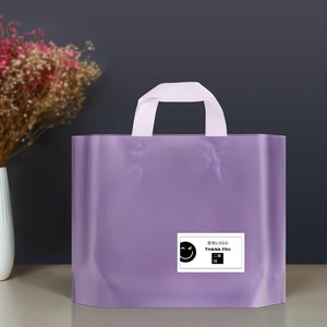 Borsa per <span class=keywords><strong>negozio</strong></span> di abbigliamento in plastica personalizzata da donna borsa per la spesa a mano con Logo su ordinazione confezione - Product Image 5