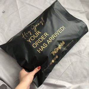 Enveloppe et sac de luxe imperméables et recyclables, couleur personnalisée, prix de gros, avec taille sur mesure pour vêtements - Product Image 1