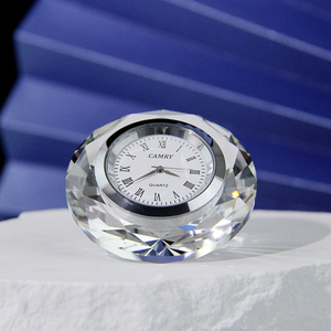 Cadeaux promotionnels bon marché Horloge <span class=keywords><strong>de</strong></span> bureau en diamant mignon Petite horloge <span class=keywords><strong>de</strong></span> table en cristal Cadeaux <span class=keywords><strong>de</strong></span> <span class=keywords><strong>mariage</strong></span> Souvenirs pour les <span class=keywords><strong>invités</strong></span> - Product Image 4