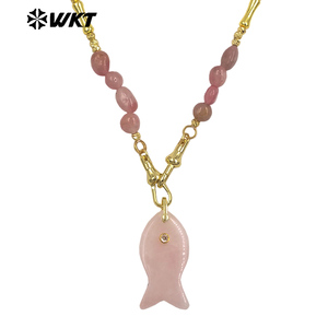 WT-N1522 Maravillosos collares con colgante en forma de pez con piedras preciosas naturales y cadena de metal dorado para mujer, regalo. - Product Image 4
