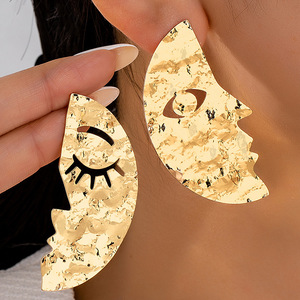 Pendientes Asimétricos de Moda Kaimei 2026, Pendientes de Aleación Dorados para Mujer, Estilo Halloween, Pendientes Originales para Mujer - Product Image 1