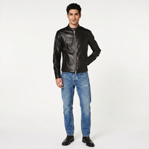 Chaqueta de cuero elegante para hombre con paneles acolchados, impermeable, cómoda y ajustada para la temporada de invierno. - Product Image 1