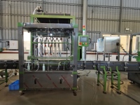 Machine de remplissage, de bouchage et d'étiquetage automatique à servo-moteur haute efficacité, anti-corrosion, pour bouteilles en plastique/verre