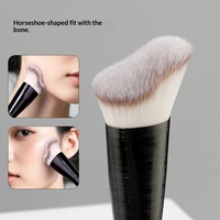 Pinceau de maquillage multifonctionnel en bois, en forme de fer à cheval, pour le contouring du visage, effet vague, en stock