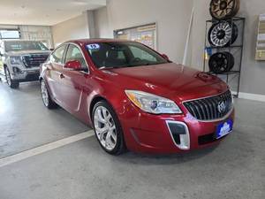 GS Sedán 4 Puertas Usado en Buen Estado, Cuero, Tracción Delantera, Techo Corredizo, Portaequipajes de Aluminio, Precios de Mayoreo, Autos en Venta - Product Image 4