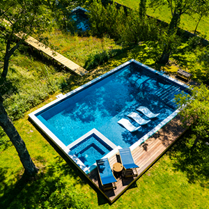 Piscina de fibra de vidrio FRP prefabricada, piscina de inmersión tipo SPA para exteriores, para diversión acuática. - Product Image 1