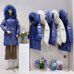 Stock di Abbigliamento Donna Scontato Senza Etichetta Giaccone Piumino Usato di Media Lunghezza con Collo di Pelliccia per Liquidazione Invernale - Product Image 5