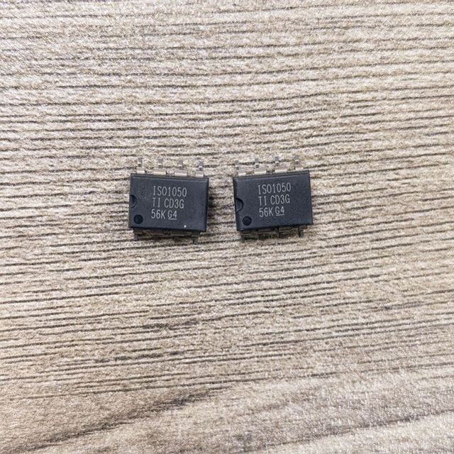 Original Isolated CAN Transceiver ISO1050DUBR Package SOP-8