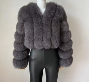 Manteaux en fausse fourrure de <span class=keywords><strong>renard</strong></span> moelleux pour femmes, vestes tendance d'hiver, trench-coats, grande taille, nouveau design pour adultes, vêtements chauds d'extérieur pour maman et <span class=keywords><strong>moi</strong></span> - Product Image 5
