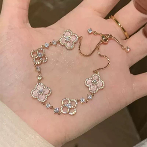 Bracciale in acciaio inossidabile con cristalli a forma di fiore rosa, gioielli da donna, lunghezza normale, stile casual - Product Image 5