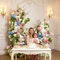 Arche florale de mariage style frais, combinaison d'hortensias roses, bleus et blancs, accessoire floral artificiel pour banquet de mariage et photos