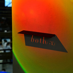 Lettres coupées en laque d'acier inoxydable (projection creuse) - Product Image 1